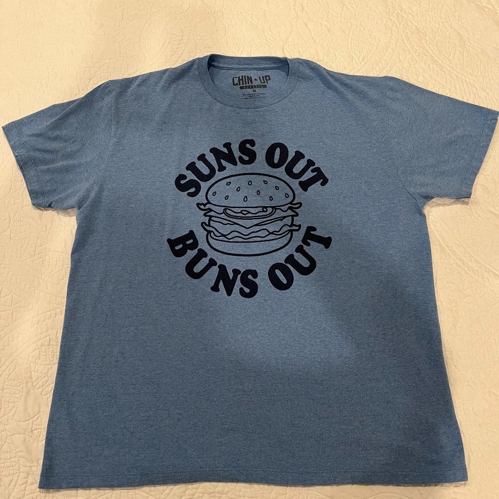 Mens XL Suns Out Buns Out tshirt